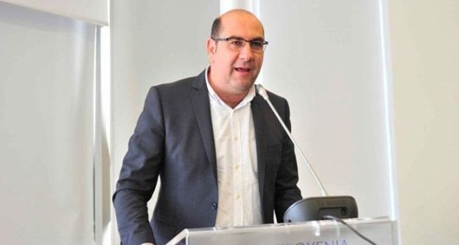 Larnaca mayor demands demolition of cartridge plant