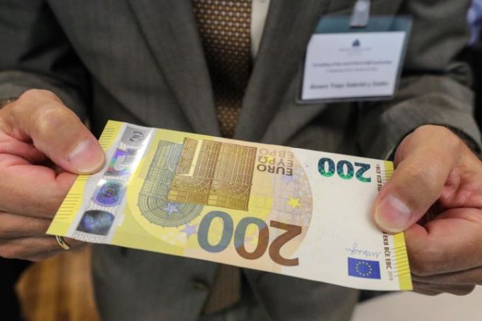 Cash outflows from Cyprus reach 490 million euro in 2017