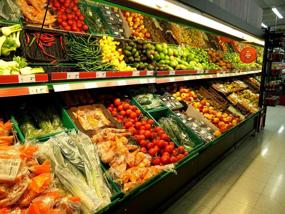 Steep rise in price of vegetables and pulses because of bad weather