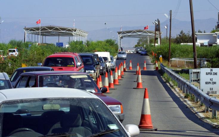 President Anastasiades says contacted Akinci over issue of migrants