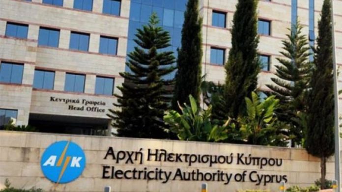 Energy regulator approves 2.9% cut in electricity prices