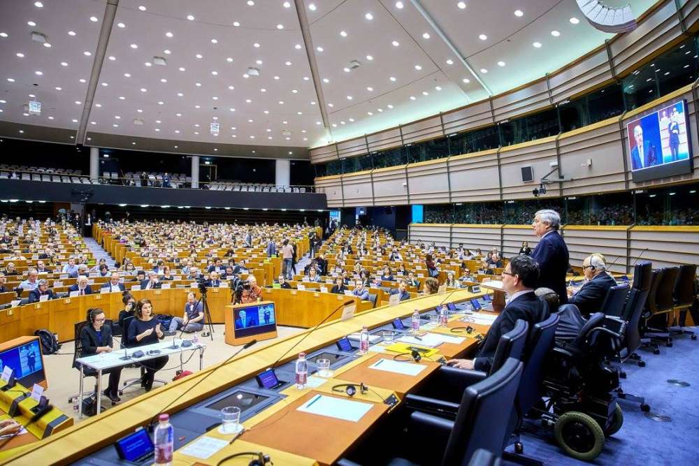 FACTBOX-Party time: Groups in EU parliament