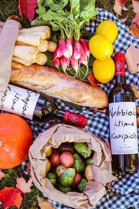 Food, Picnic, Bread, Wine, Parsnips, Radishes, Lemons