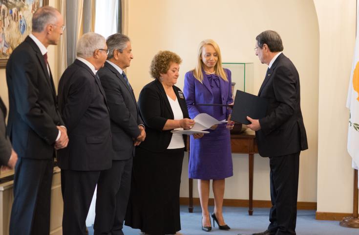 Legislation and Children’s Rights Commissioners sworn in | en.philenews.com