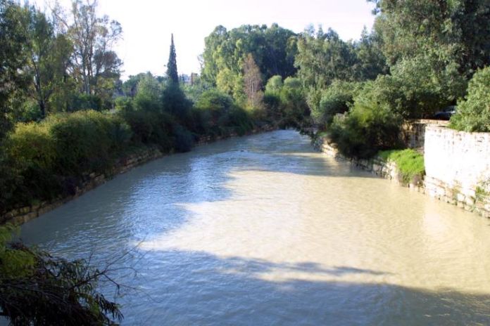 Plans to extend Pedieos linear park across Nicosia Green Line