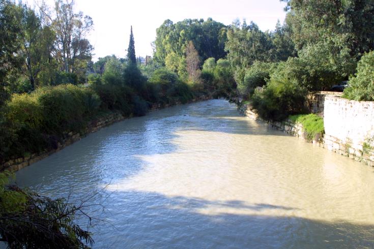 Plans to extend Pedieos linear park across Nicosia Green Line
