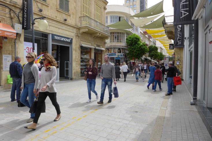 Economic climate declines in December