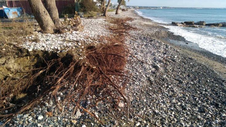 Concern over coastal erosion at Voroklini and Pervolia