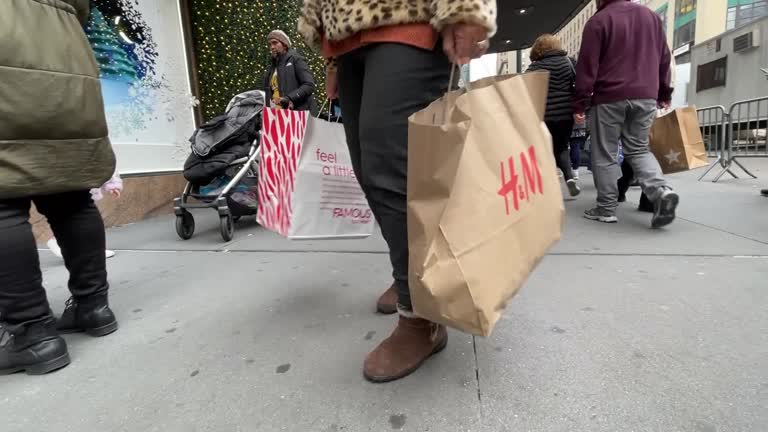 'consumers Tired Of Black Fridays That Last More Than A Day,' Says Retail Expert