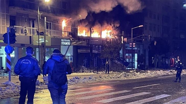 Blast in Greek capital damages buildings, one seriously injured | en ...