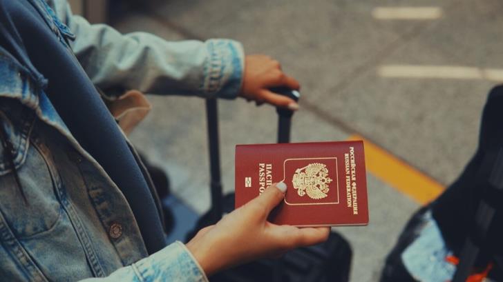 Visas Russians