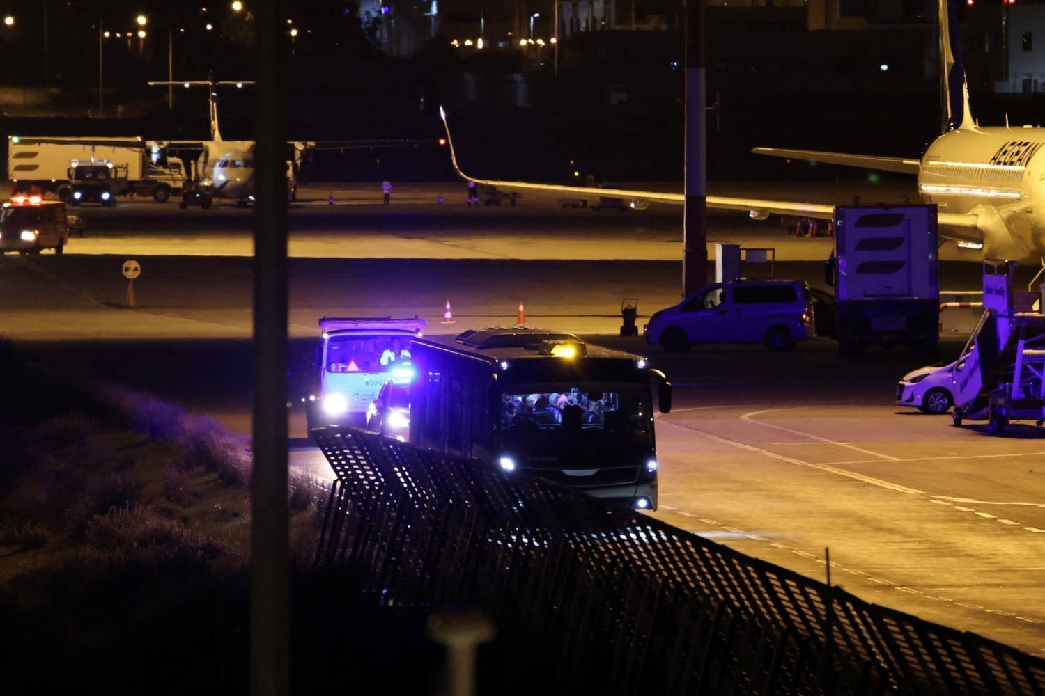 Ryanair Plane Lands At Athens Airport After Bomb Threat