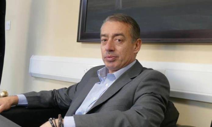 Yiannakis