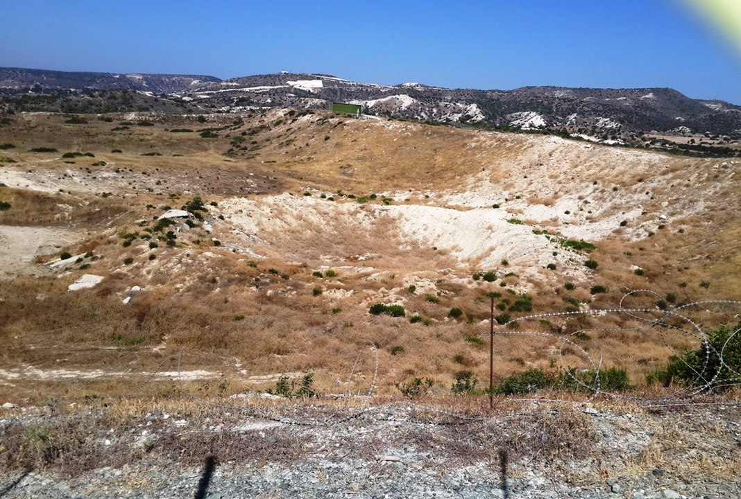 1068px Vasilikos Explosion Crater1