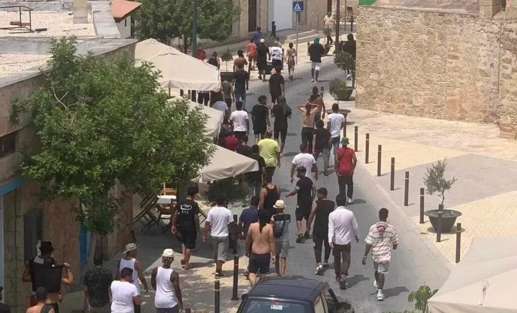 Migrants