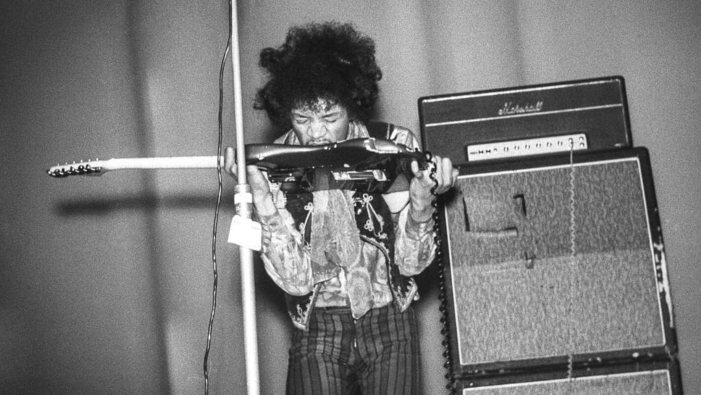 On This Day: Jimi Hendrix, 27, died of a drug overdose in 1970 | en ...