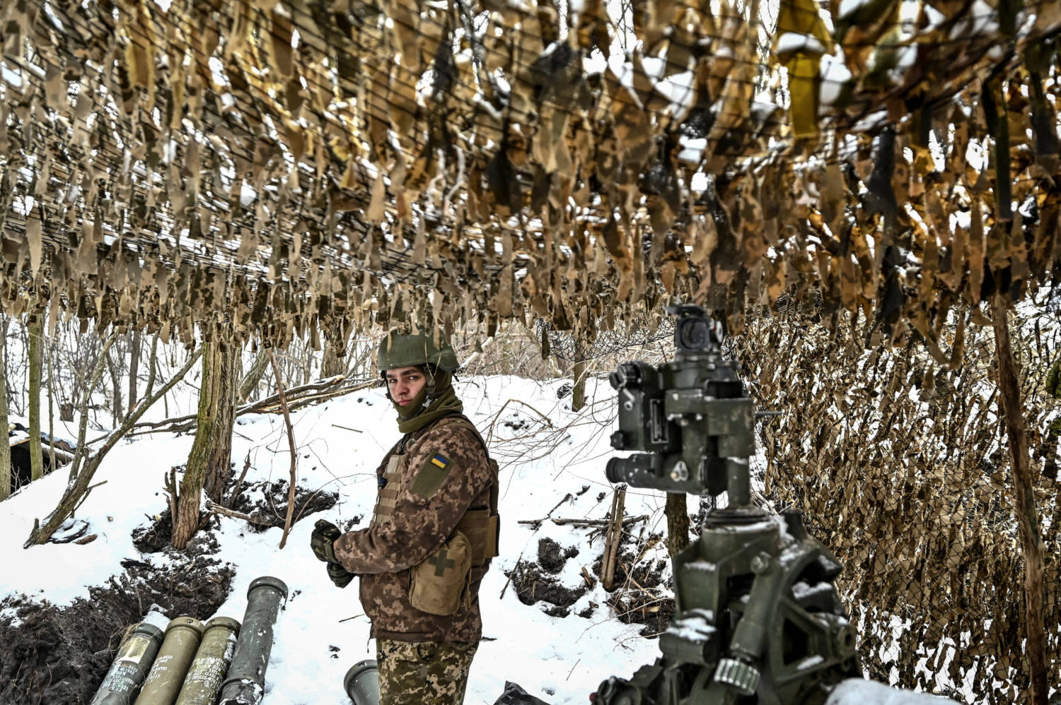 A Ukrainian Serviceman Stands Next To A M777 Howitzer At A Position Near A Front Line In Zaporizhzhia Region