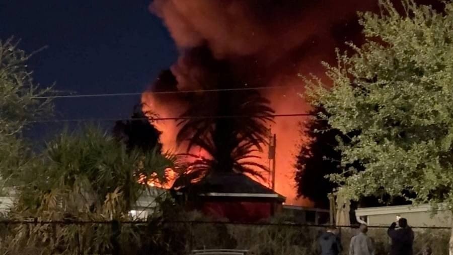 Several fatalities reported after small plane crashes into Florida ...
