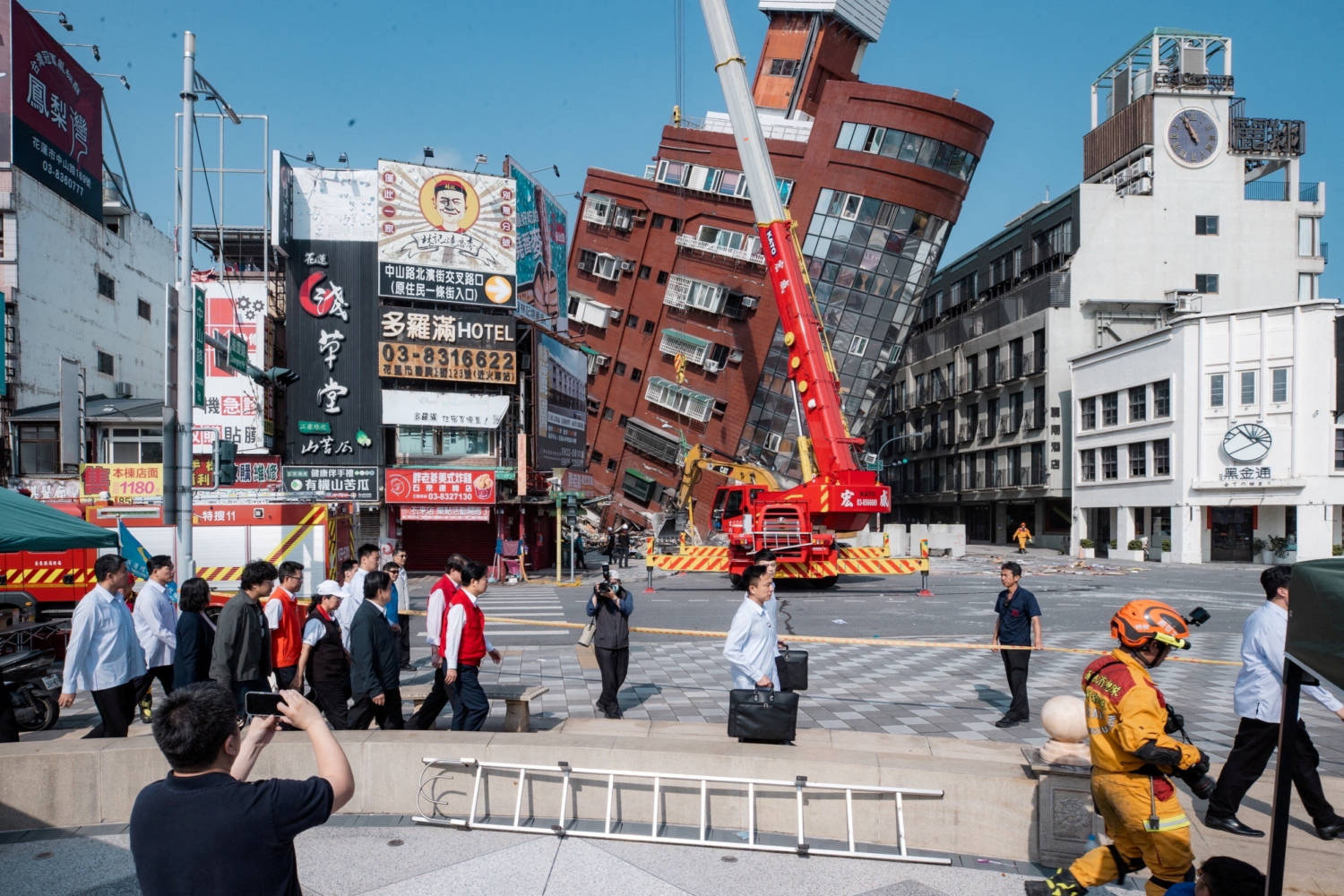 Taiwan President Elect Lai Ching Te Inspects The Damage Following Earthquake, In Hualien