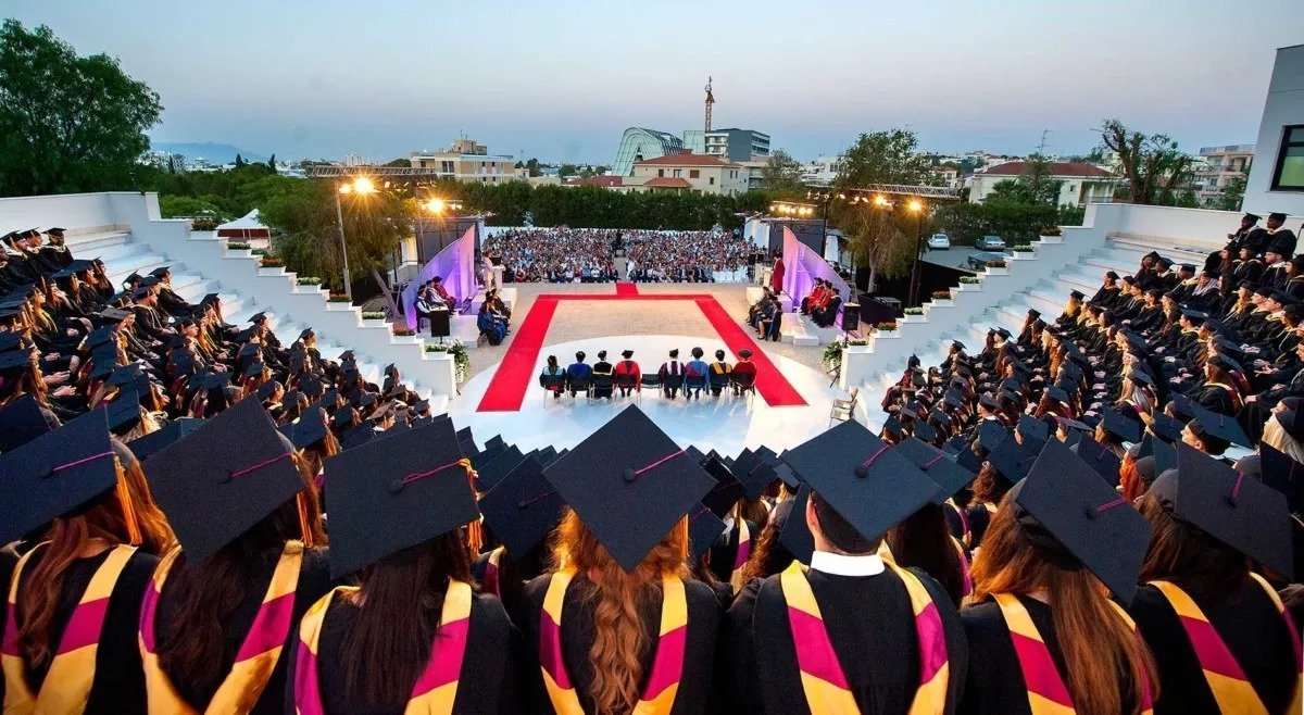 Graduation Unic Panepistiomio Le
