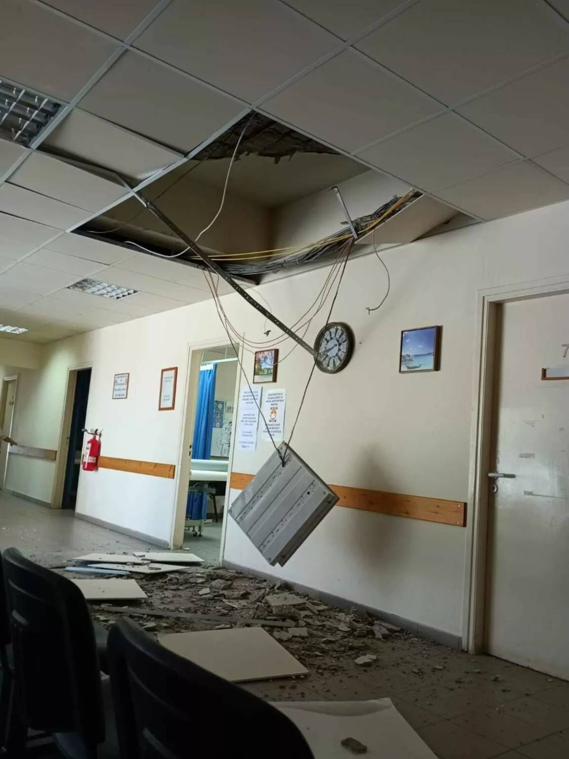 Ceiling collapse at Old Famagusta Hospital endangers woman [PHOTOS ...