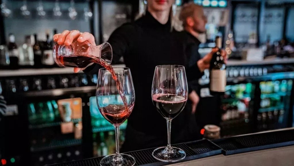 Deputy Ministry Of Tourism Calls Wine Bars To Join Wine Routes Initiative