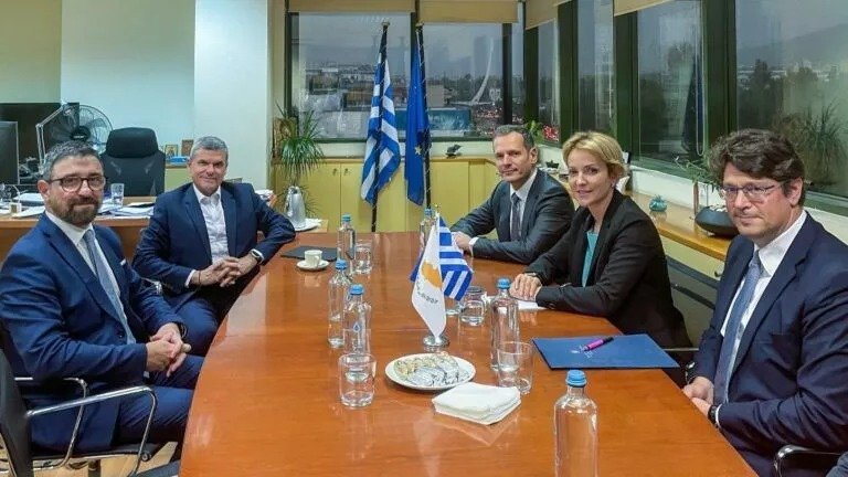 Government Pressures Cera To Change Decision On Interconnector Cable
