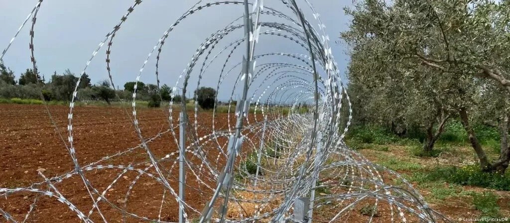 Nouris's Barbed Wire Fence In Buffer Zone Put On Hold
