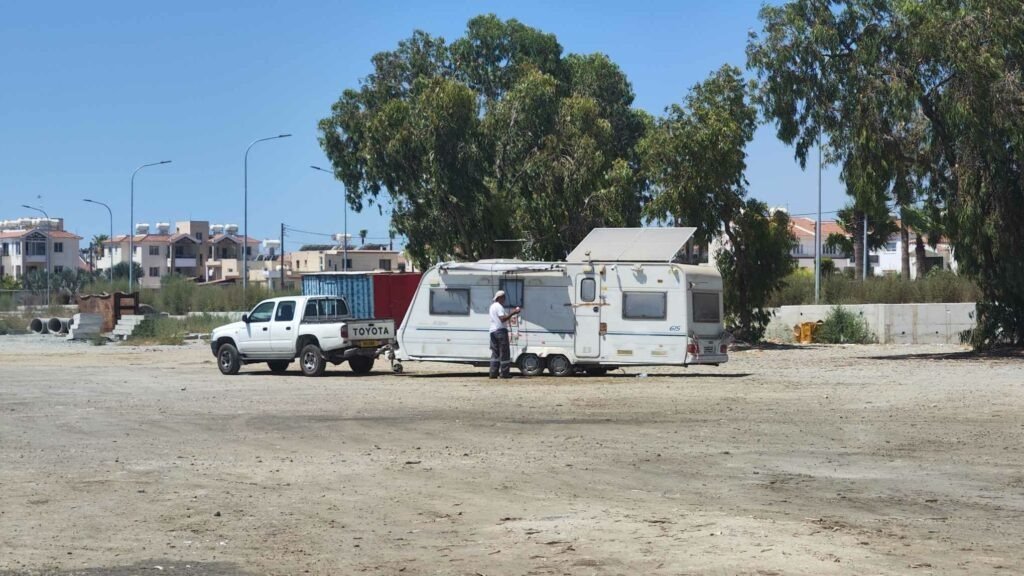 'sweep' Operation Underway For Illegal Caravans On Larnaca Beach1