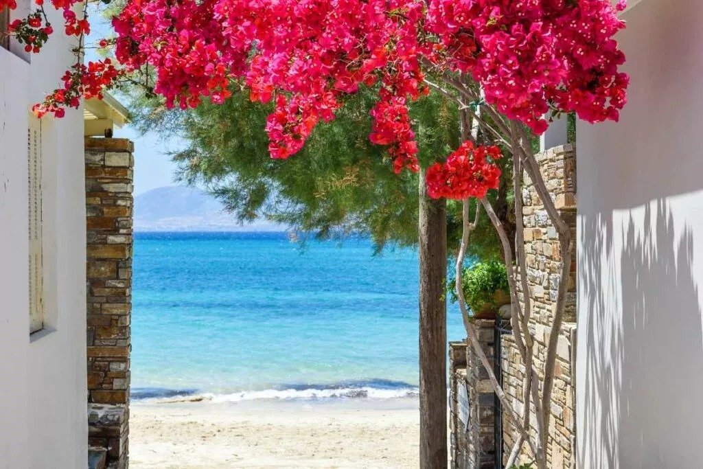 Holidaying At An Island That Doesn't Exist