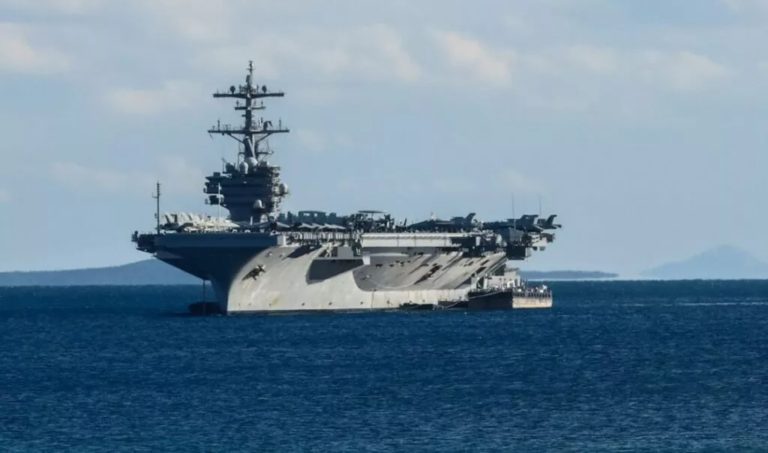 Uss Lincoln And Roosevelt Remain In The Region As Tensions Remain High