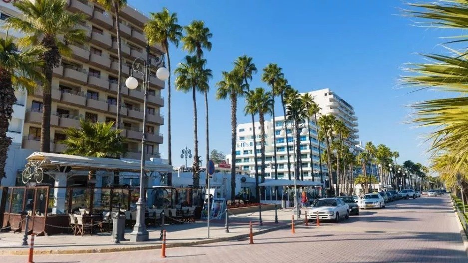 Larnaca Foinikoudes