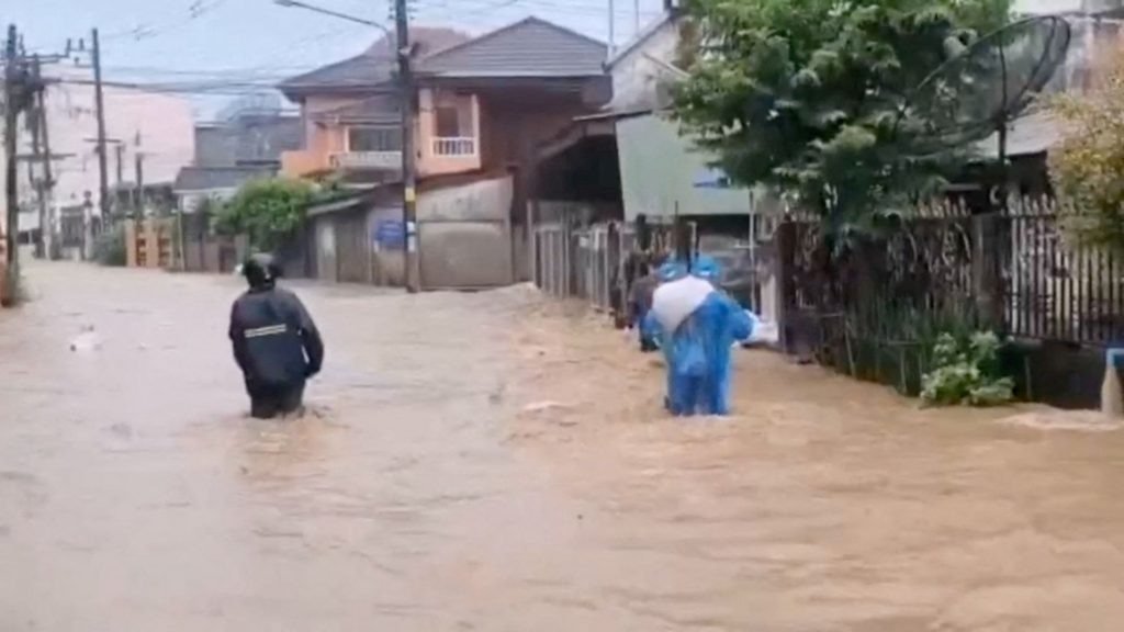 At Least 197 Dead From Typhoon Yagi In Vietnam1