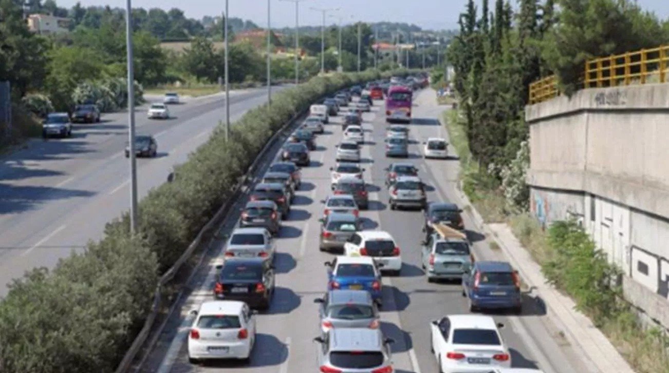 Surge In Pile Up Collisions In Highways Due To Traffic And Tailgating