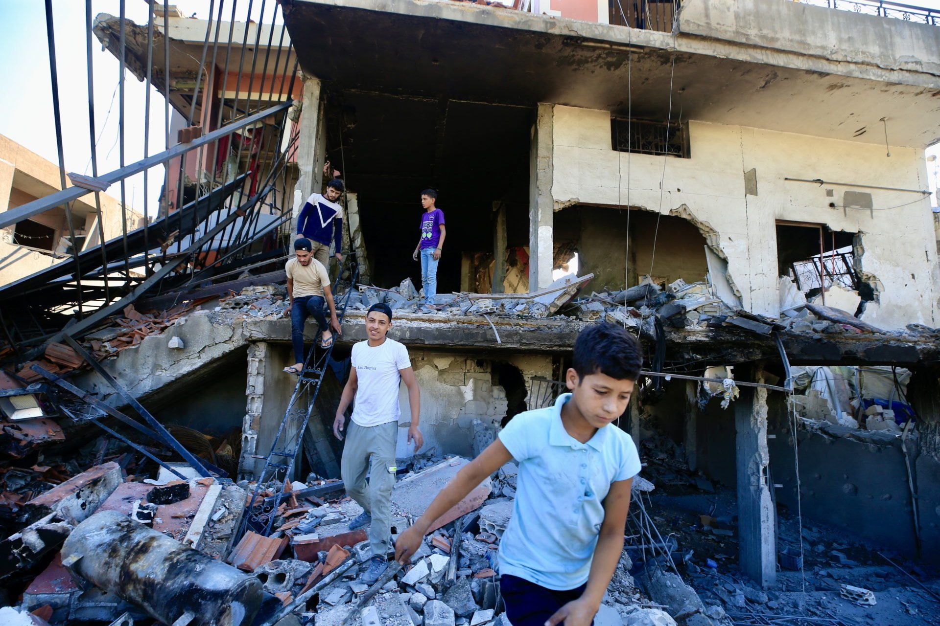 Citizens Flee Southern Lebanon As Israel Intensifies Strikes