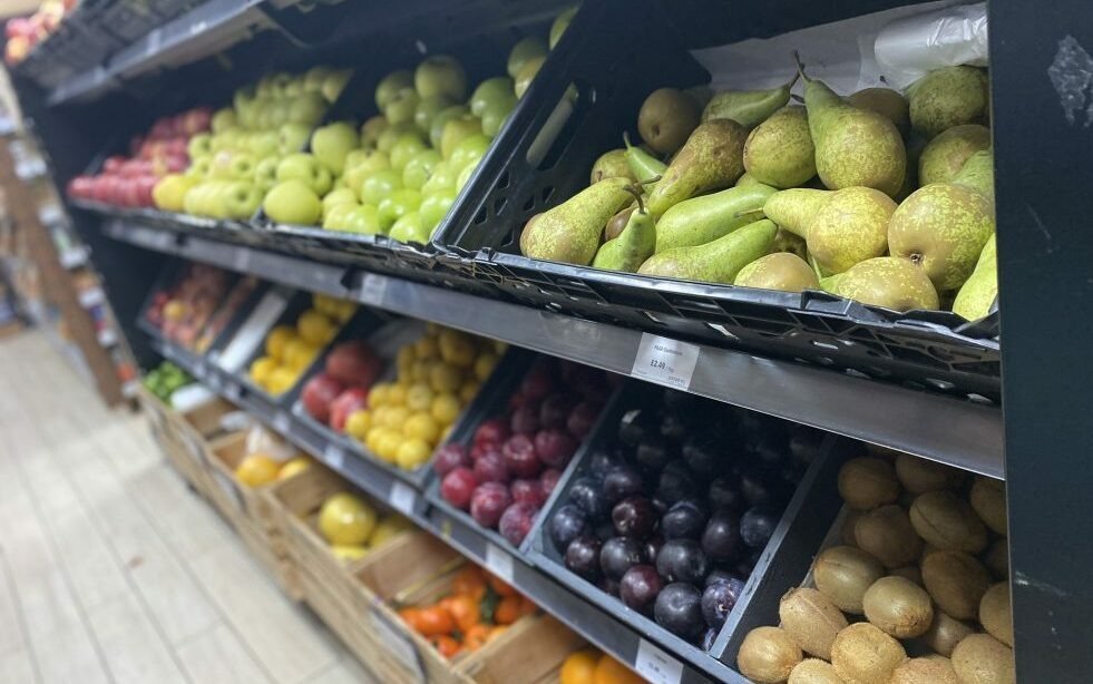 Consumers Pay Up To 342% More Than Retail Price For Fruits And Vegetables