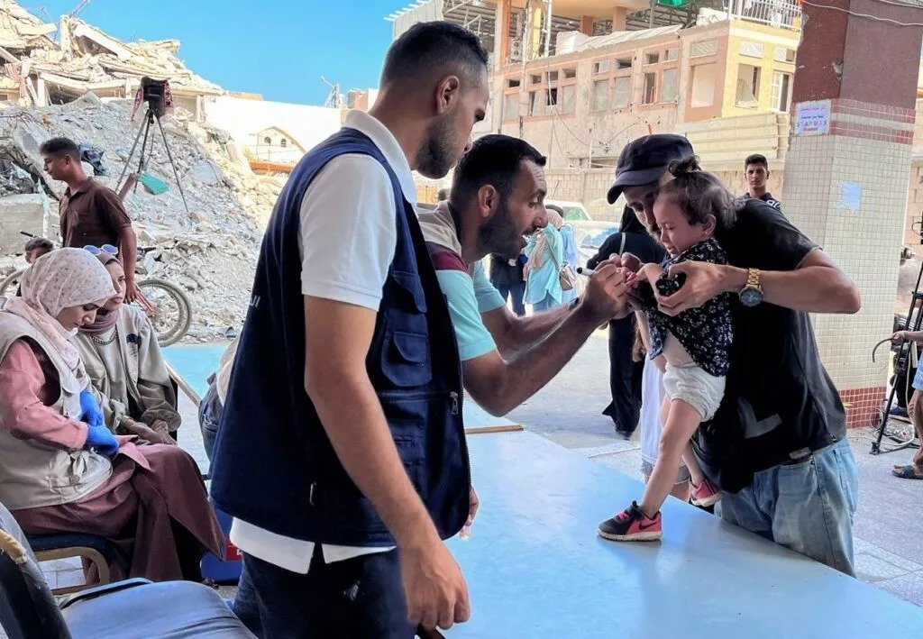 Gaza Who Plans Second Round Of Polio Vaccinations For Children