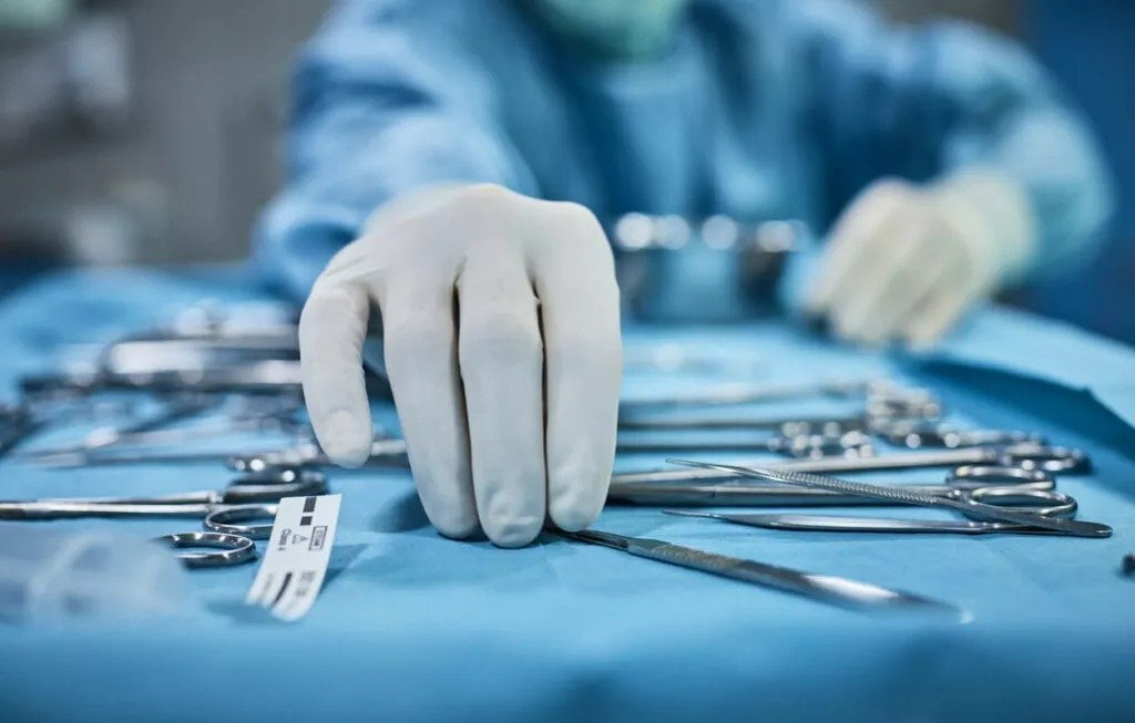 Man Accuses Doctor Of Negligence And Fraud During Surgery