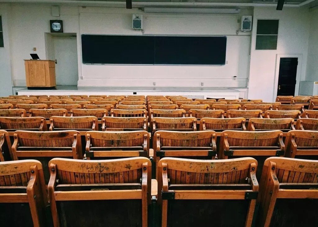 Ministry To Scrap €2m. Bond For Foreign Universities From Draft Legislation