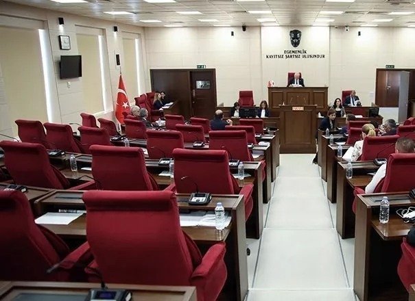 Political Crisis Unfolds In Occupied Cyprus Early %22elections%22 Suggested