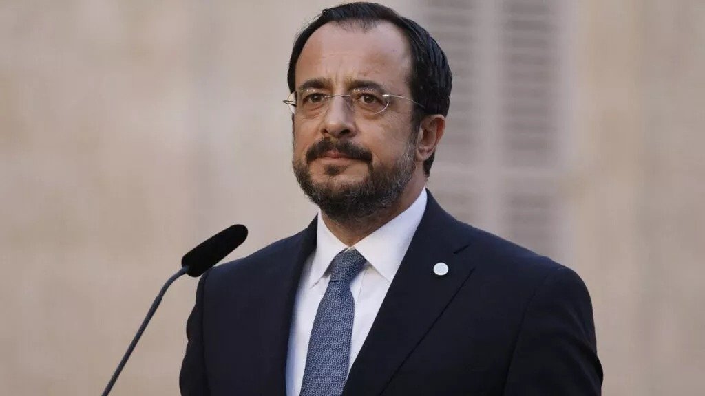 President Arrives In New York For Tripartite Meeting On Cyprus Problem