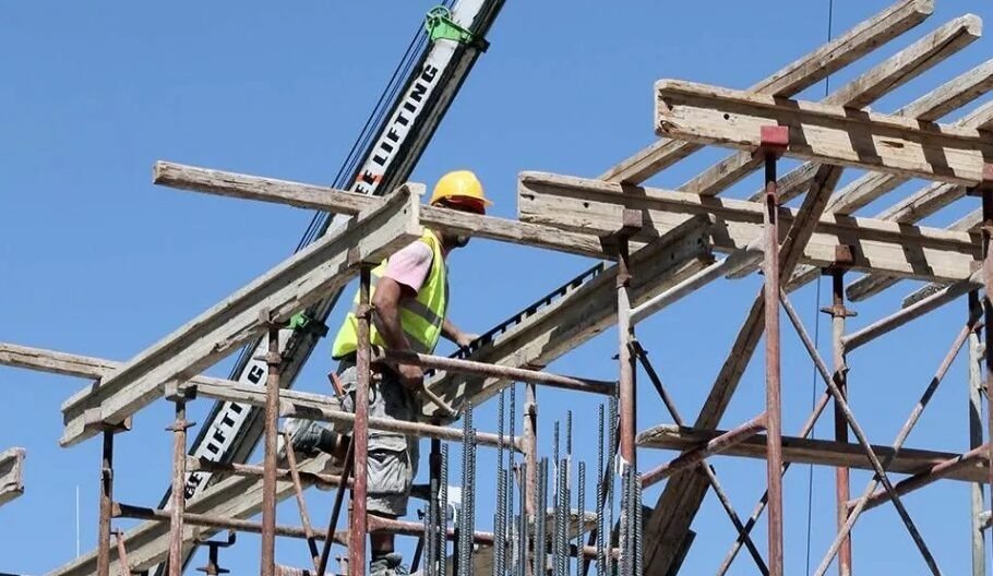 Construction Industry Grinds To Halt As Concrete Strike Continues