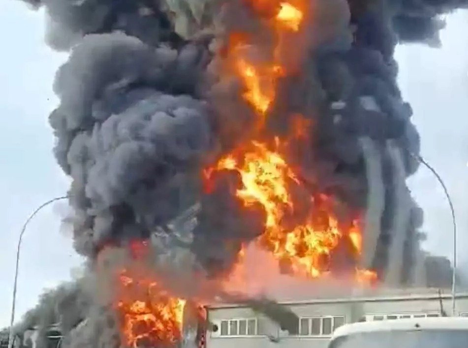 Dromolaxia Factory Fire Claims Life Of 63 Year Old Electrician