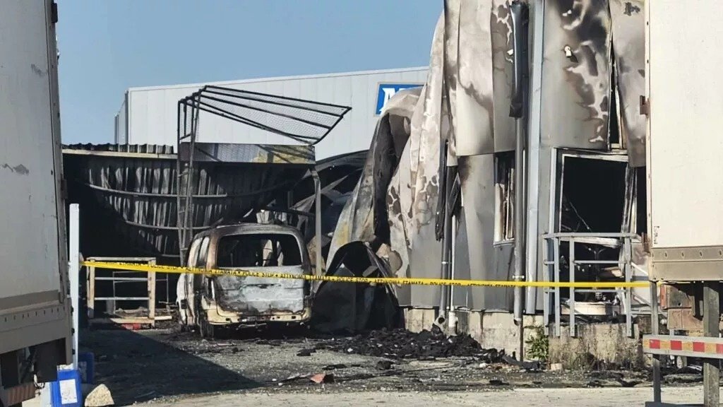 Factory Fire Dromolaxia