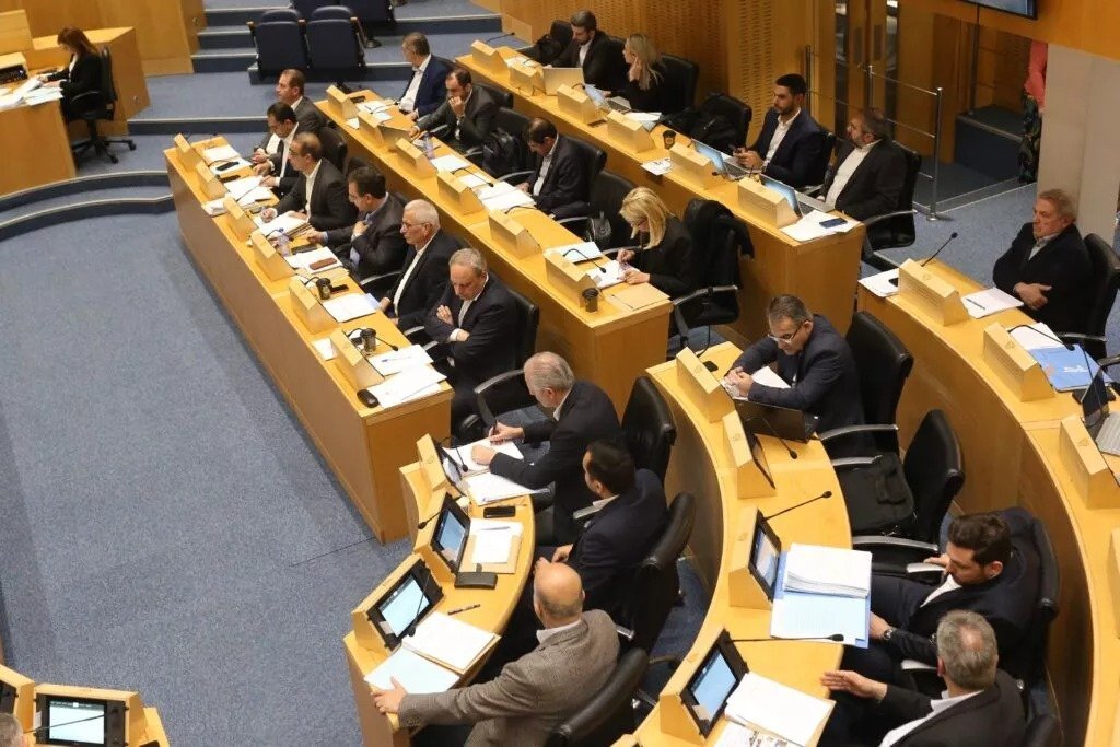 Abstentions Sink Windfall Tax For Bank Profits In Parliamentary Deadlock
