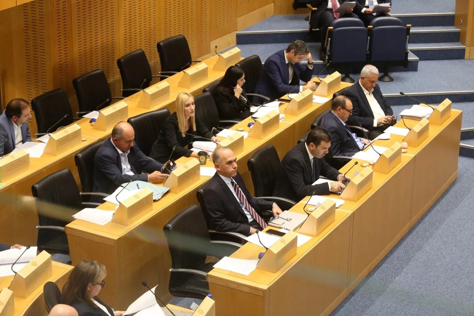 Disy Reverses Course On Bank Profit Tax Ahead Of Vote