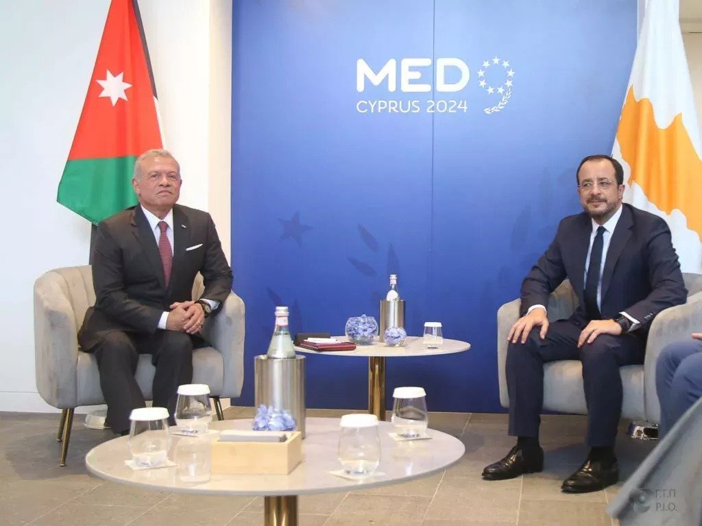 President Discusses Syrian Developments With Jordan's King Abdullah Ii