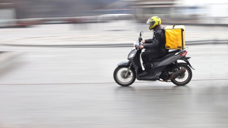 18 Year Old Arrested Over Larnaca Food Delivery Worker Robberies