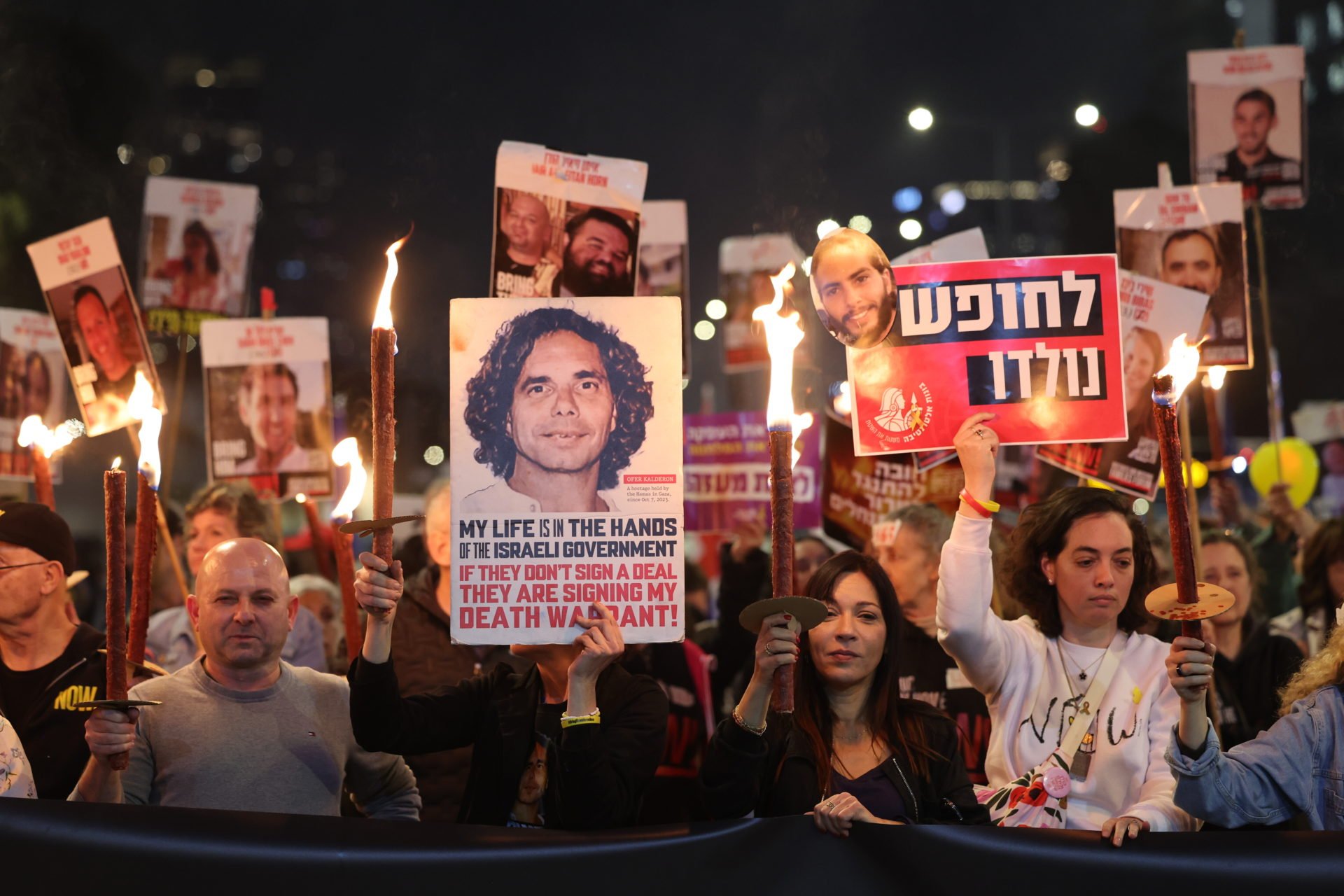 Israel And Hamas Agree On Hostage Deal And Ceasefire