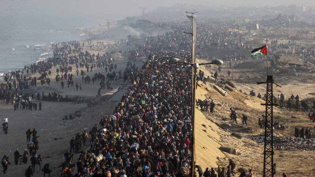 Palestinians Displaced In Southern Gaza Travel North Amid Israel Hamas Ceasefire